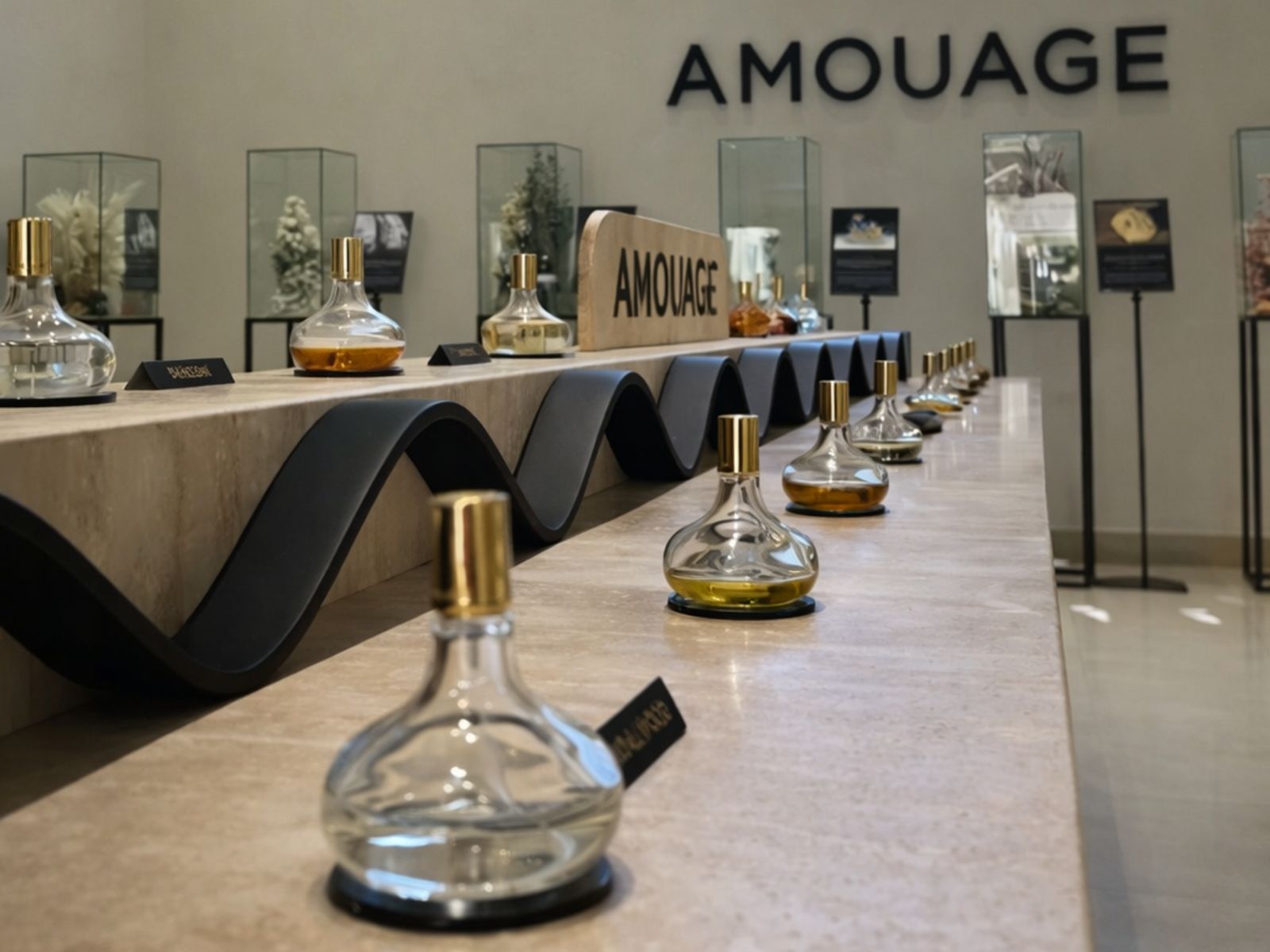 Фабрика Amouage