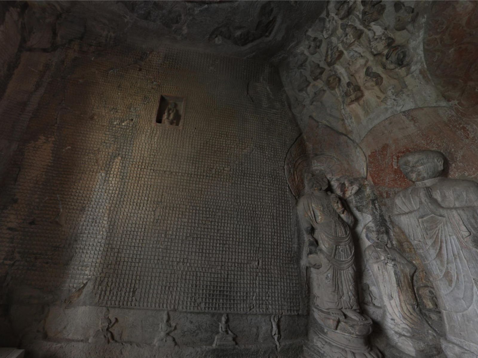 Стены Десяти тысяч Будд