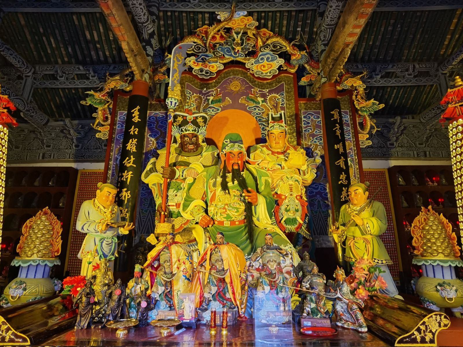 Герой и бог Гуань Юй