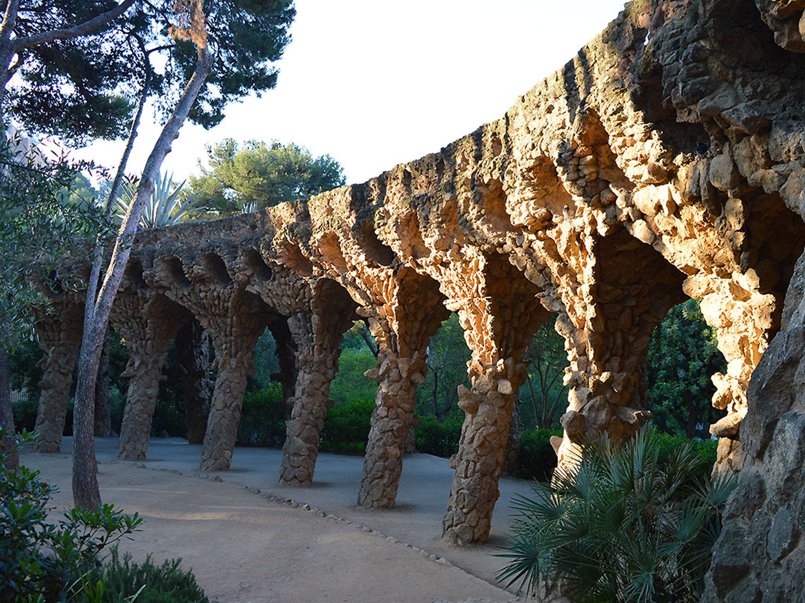 Каменная галерея-виадук