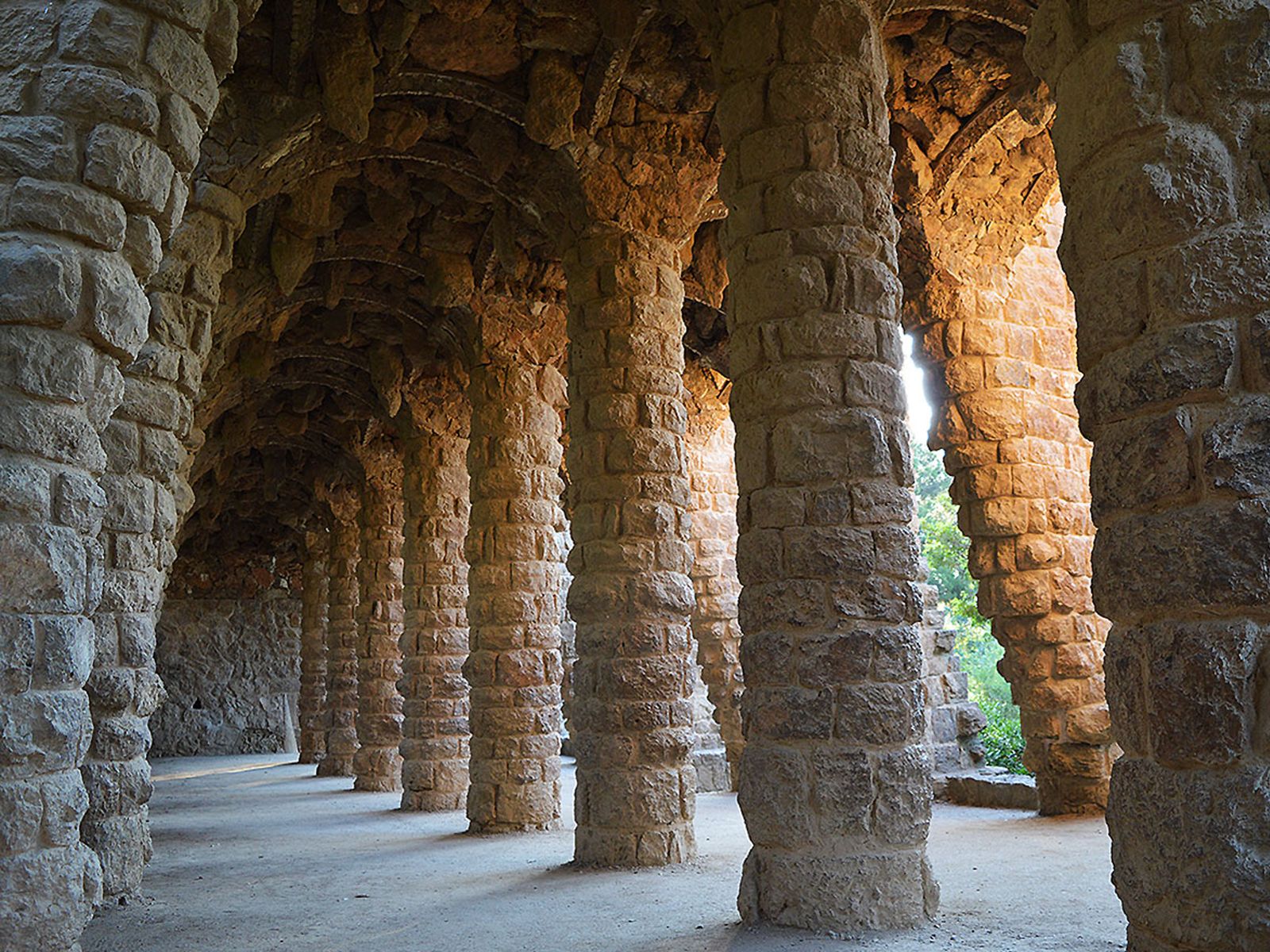 Параболические арки в галереях