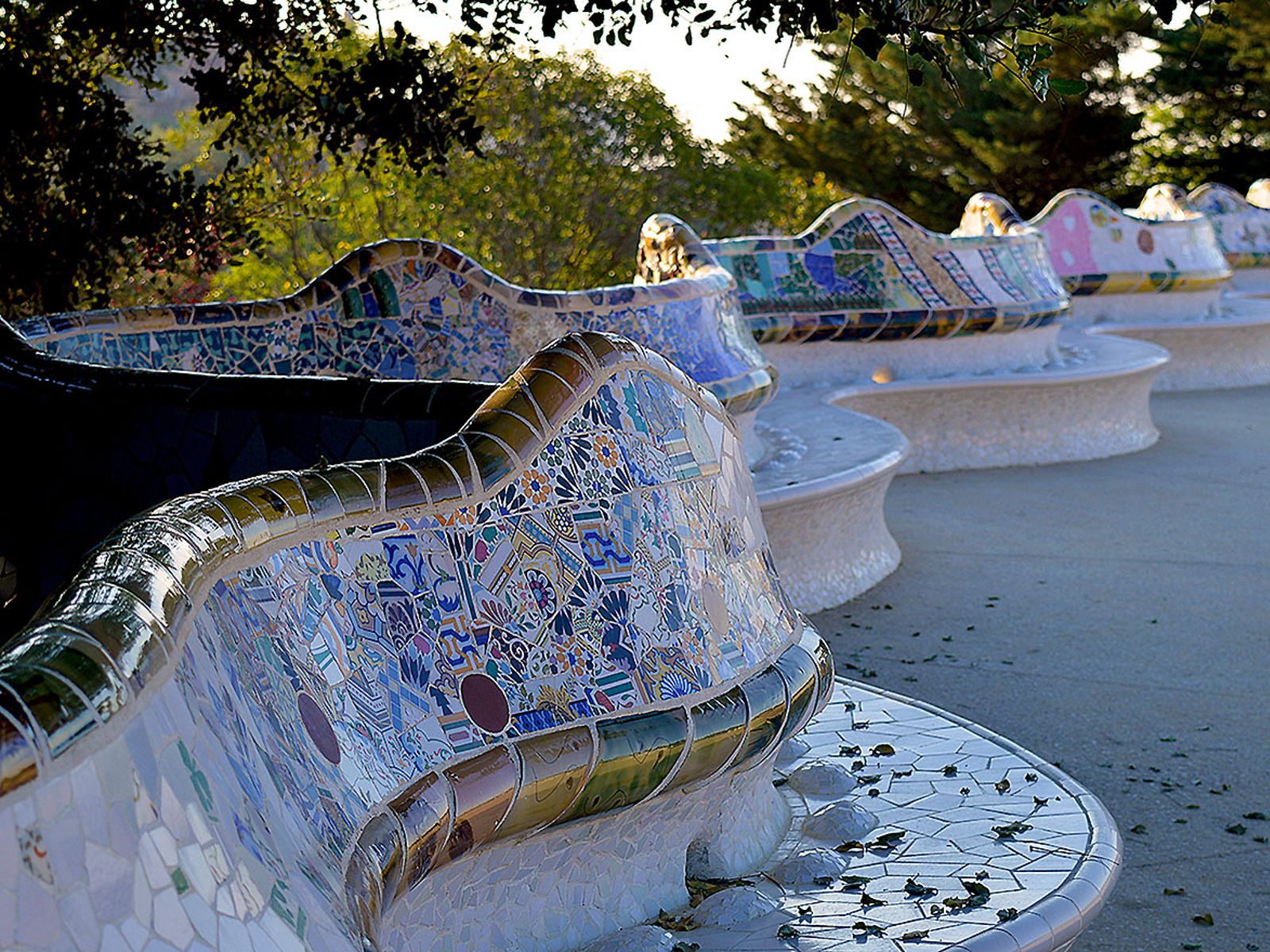 Извивающаяся эргономичная скамья