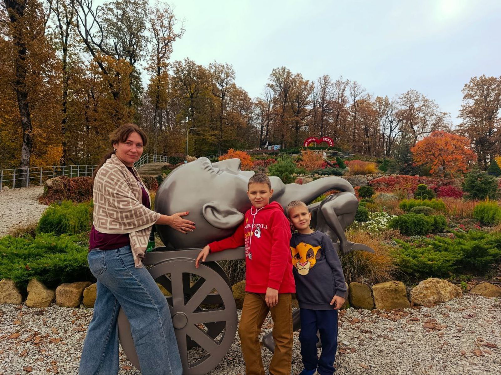 Фотосессия у арт-объекта