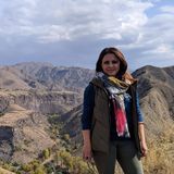 Нелли , гид  в Ереване