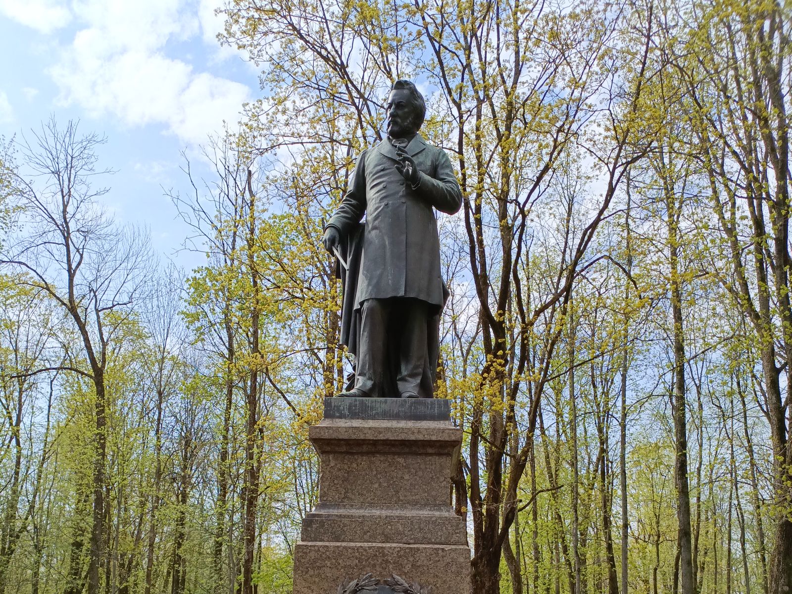 Памятник М.И. Глинке