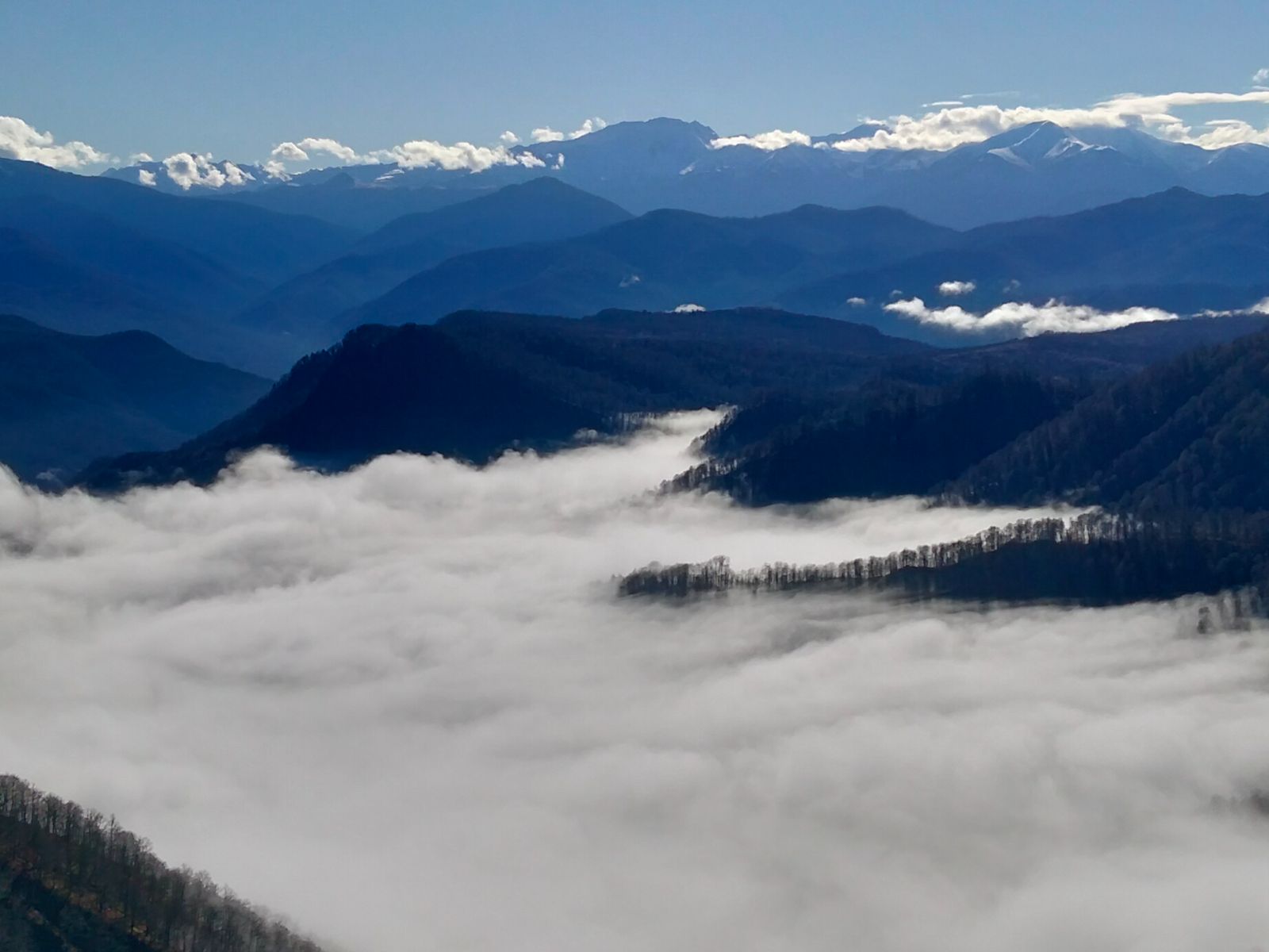 Одна из смотровых на плато Лаго-Наки