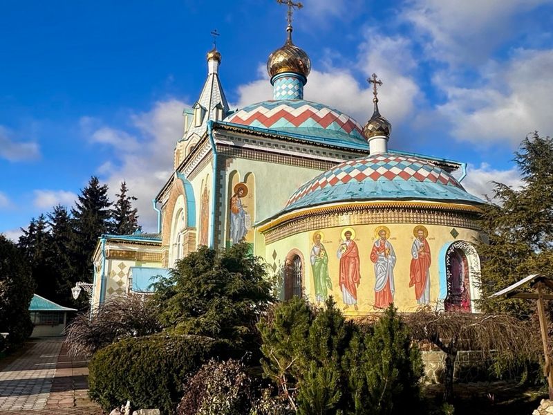 Храм