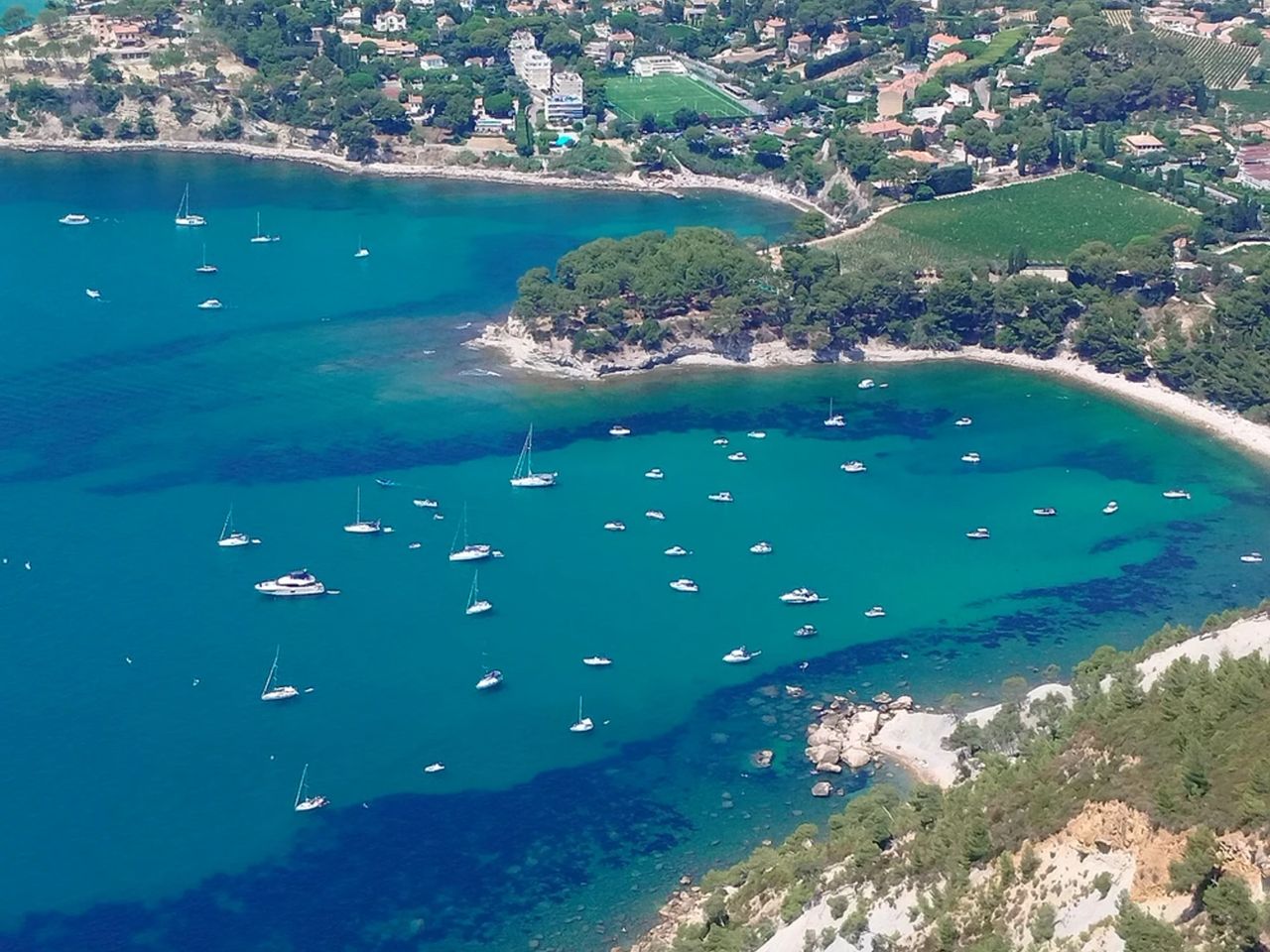 Индивидуальная обзорная экскурсия из Марселя в Кассис - индивидуальная экскурсия в Марселе на машине гида длительностью 5 часов с количеством участников до 3 человек цена экскурсии 270€