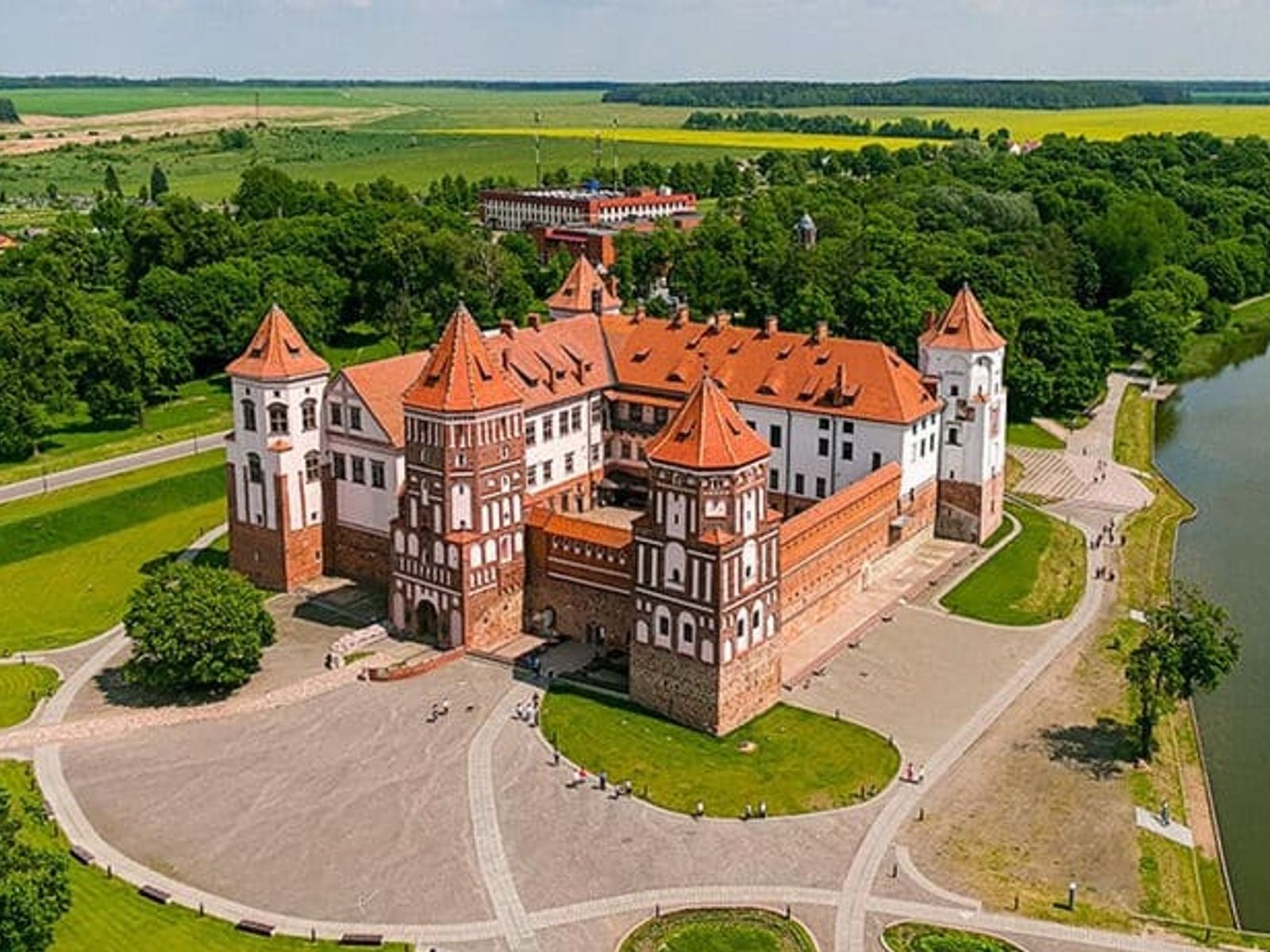 Мирский замок