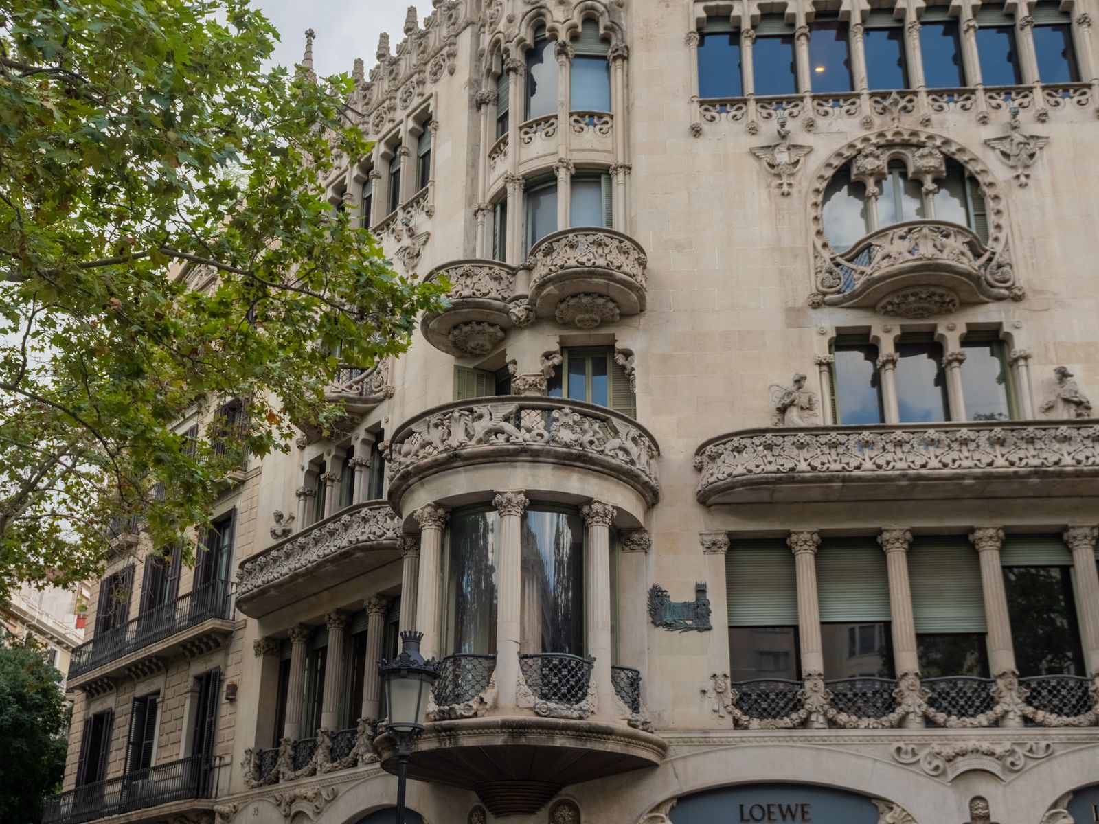 Дом Лео и Морера