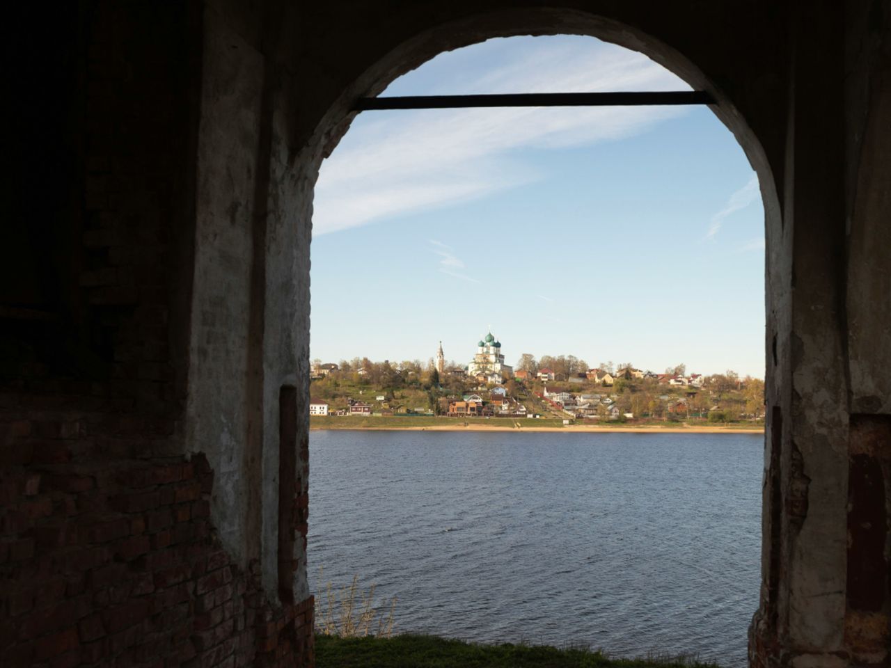 Едем в Тутаев: история Романов-Борисоглебска - индивидуальная экскурсия в Ярославле на машине гостей длительностью 4 часа с количеством участников до 3 человек цена экскурсии 8000₽