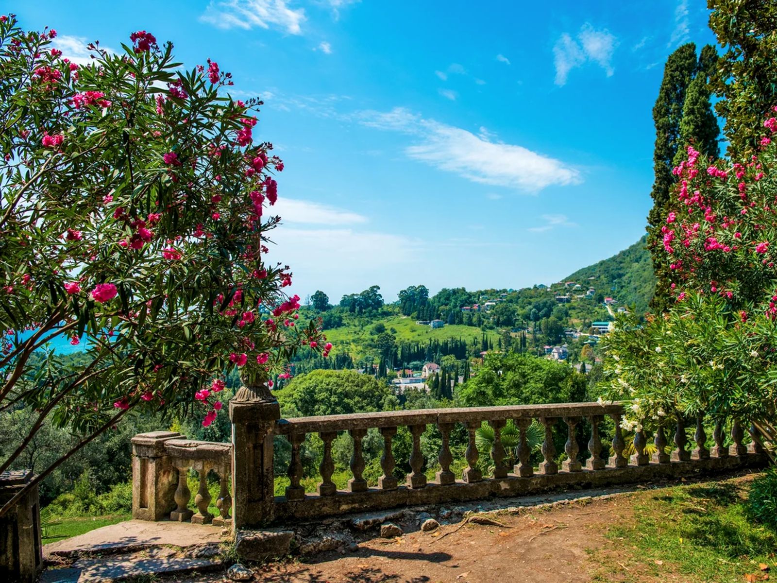 Вид на г.Новый Афон со стороны монастыря