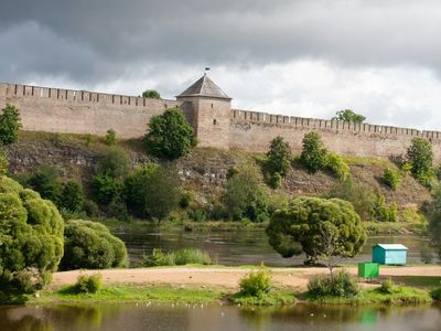 Экскурсии в Ивангороде