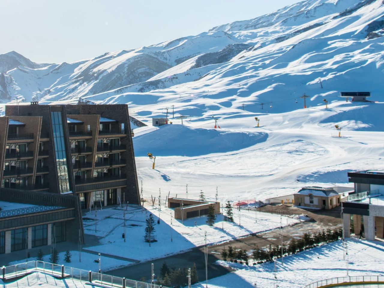 Групповая экскурсия из Баку в Шахдаг: горы, свобода, приключения - групповая экскурсия в Баку на автобусе длительностью 12 часов с количеством участников до 18 человек со скидкой 15% еще 2 дня цена экскурсии 25.5€