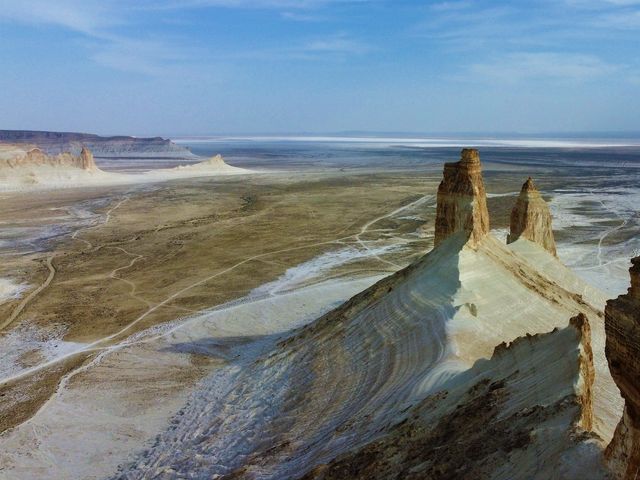 Обзорная экскурсия из Актау по инопланетным ландшафтам Мангистау — фото 3