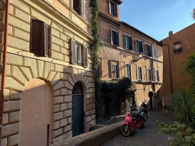 Секреты Трастевере и холм Яникул: групповая экскурсия в Риме