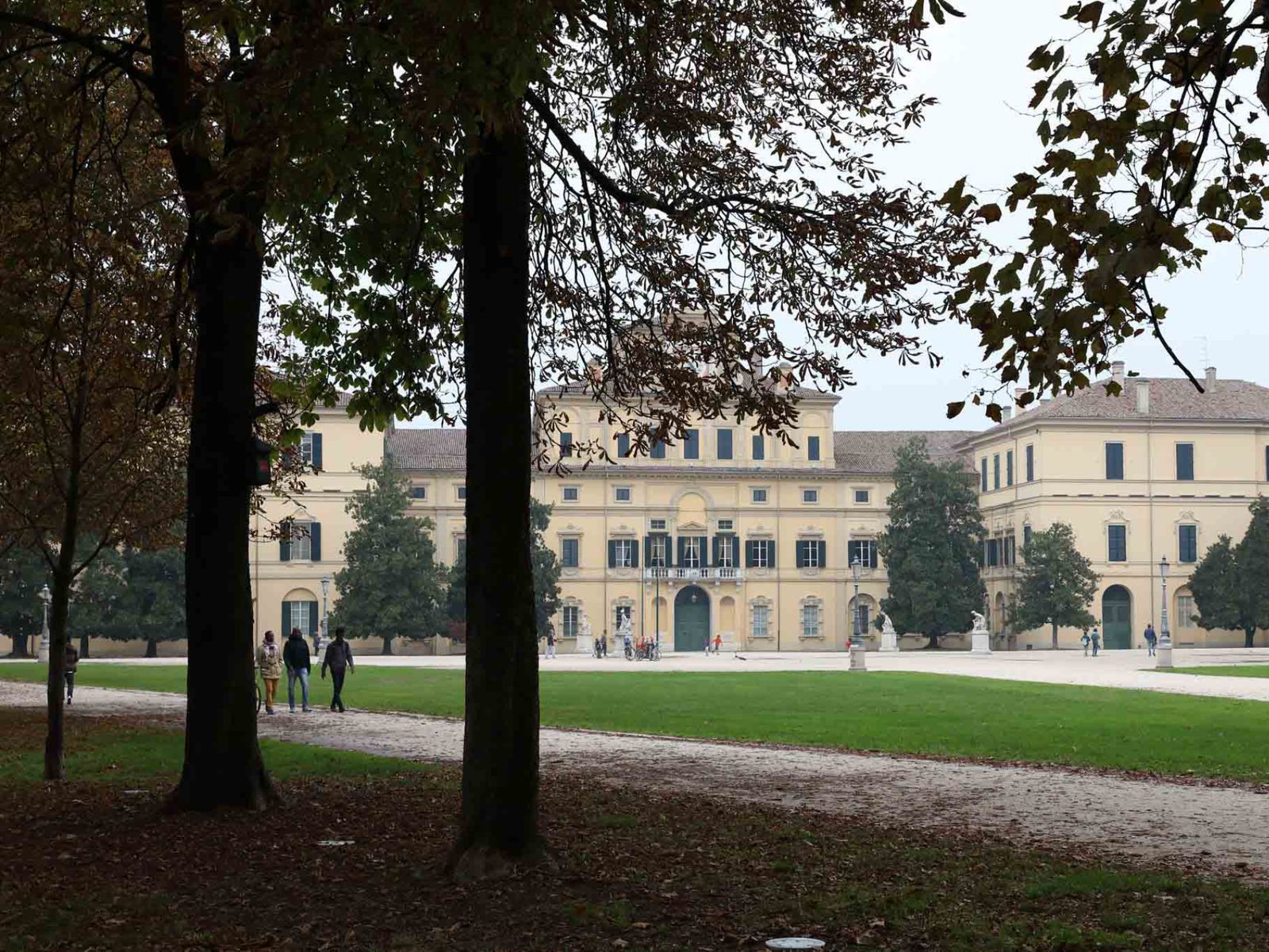 Парк Дукале и Герцогский дворец