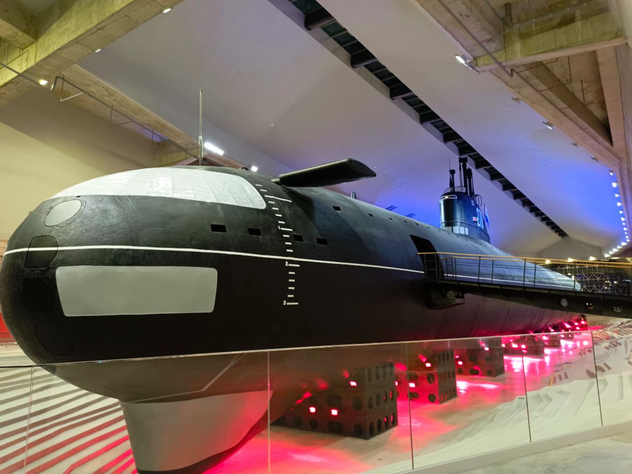 Обзорная экскурсия в Музее Военно-морской славы Кронштадта - индивидуальная экскурсия в Кронштадте пешком длительностью 1.5 часа с количеством участников до 19 человек цена экскурсии 6000₽