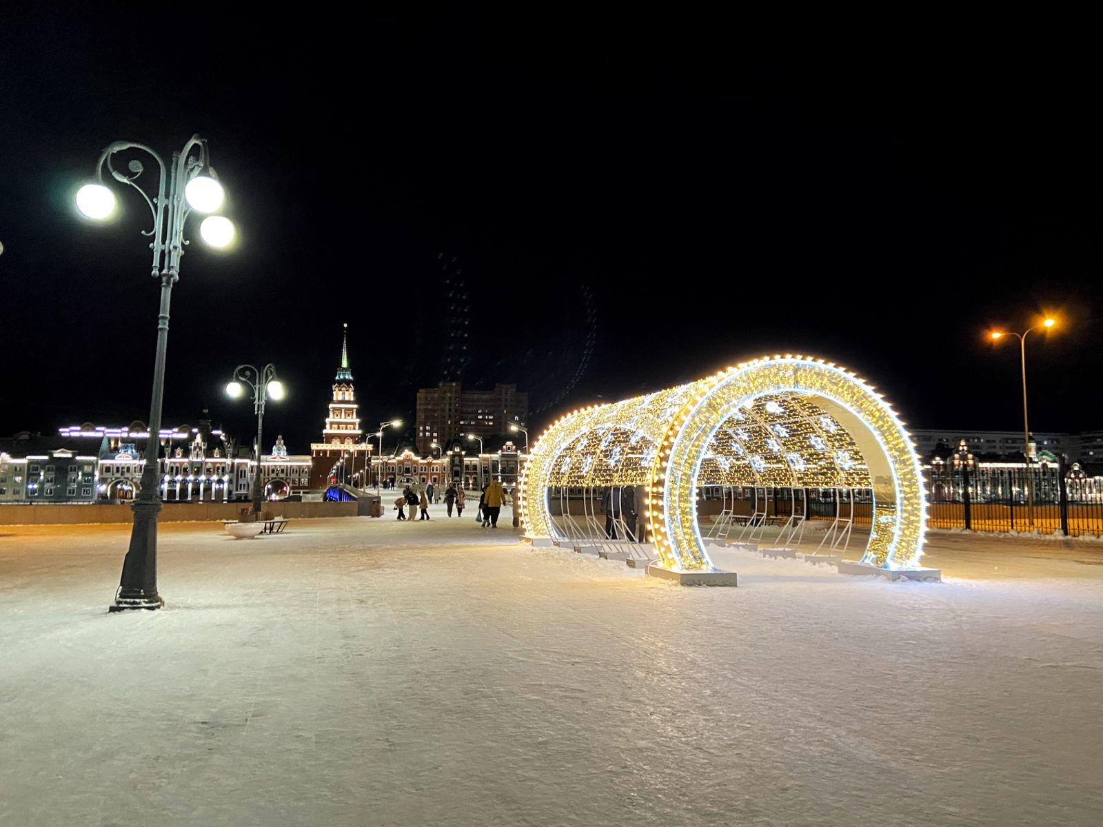 Площадь Девы Марии