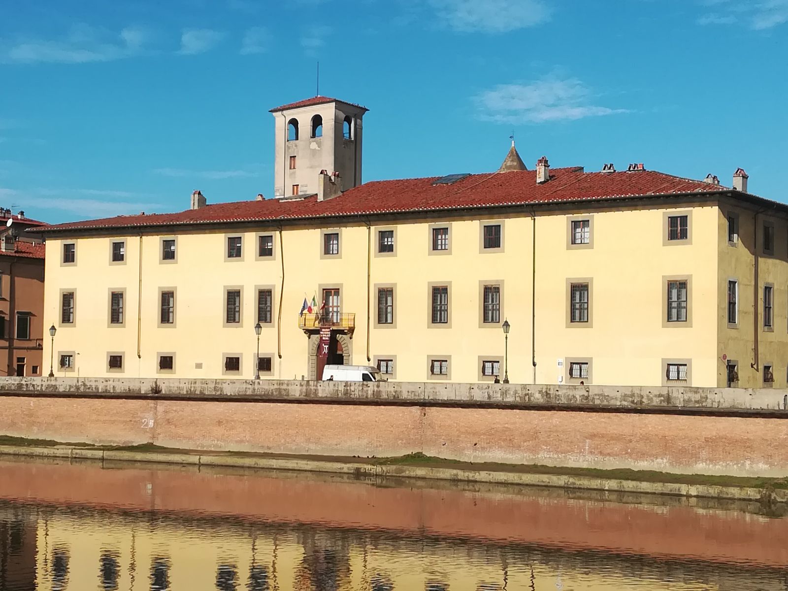 Виды на набережной