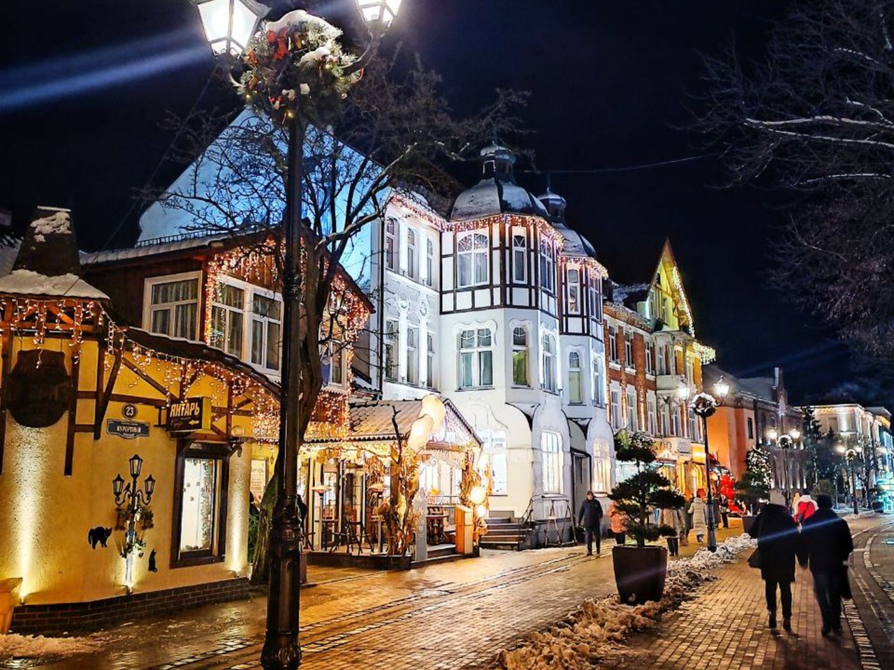 Экскурсия из Калининграда "Янтарное ожерелье Балтийского моря" - индивидуальная экскурсия в Калининграде на машине гида длительностью 8 часов с количеством участников до 4 человек со скидкой 30% цена экскурсии 13650₽