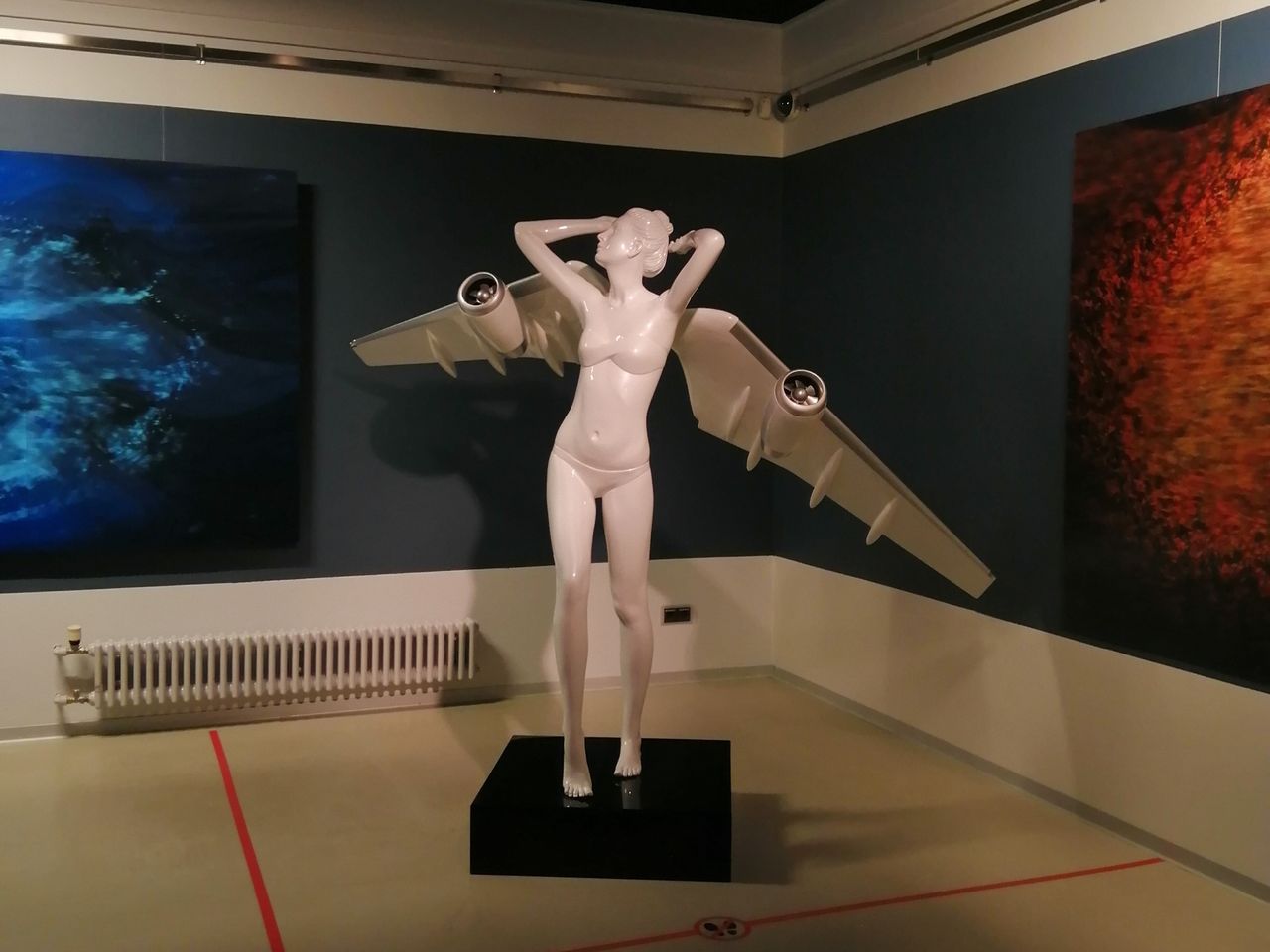 Групповая экскурсия в музей современного искусства "Эрарта" - групповая экскурсия в Санкт-Петербурге пешком длительностью 2 часа с количеством участников до 20 человек цена экскурсии 1800₽