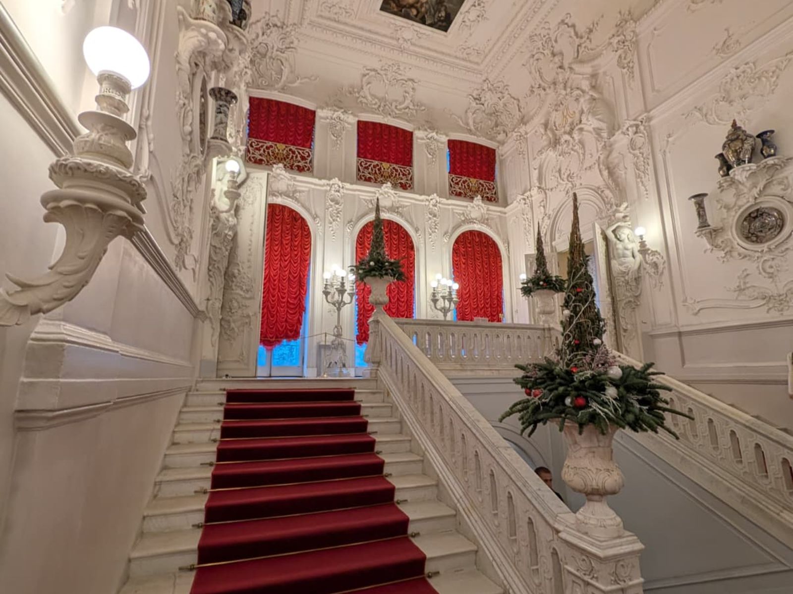 Лестница Екатерининского дворца