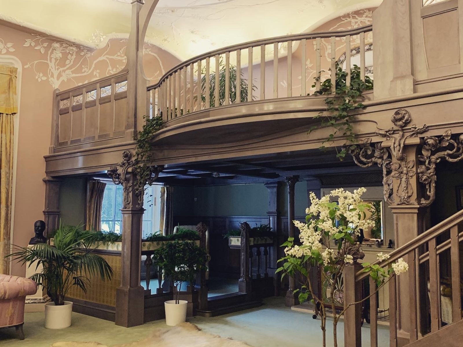 Экскурсия по Александровскому дворцу