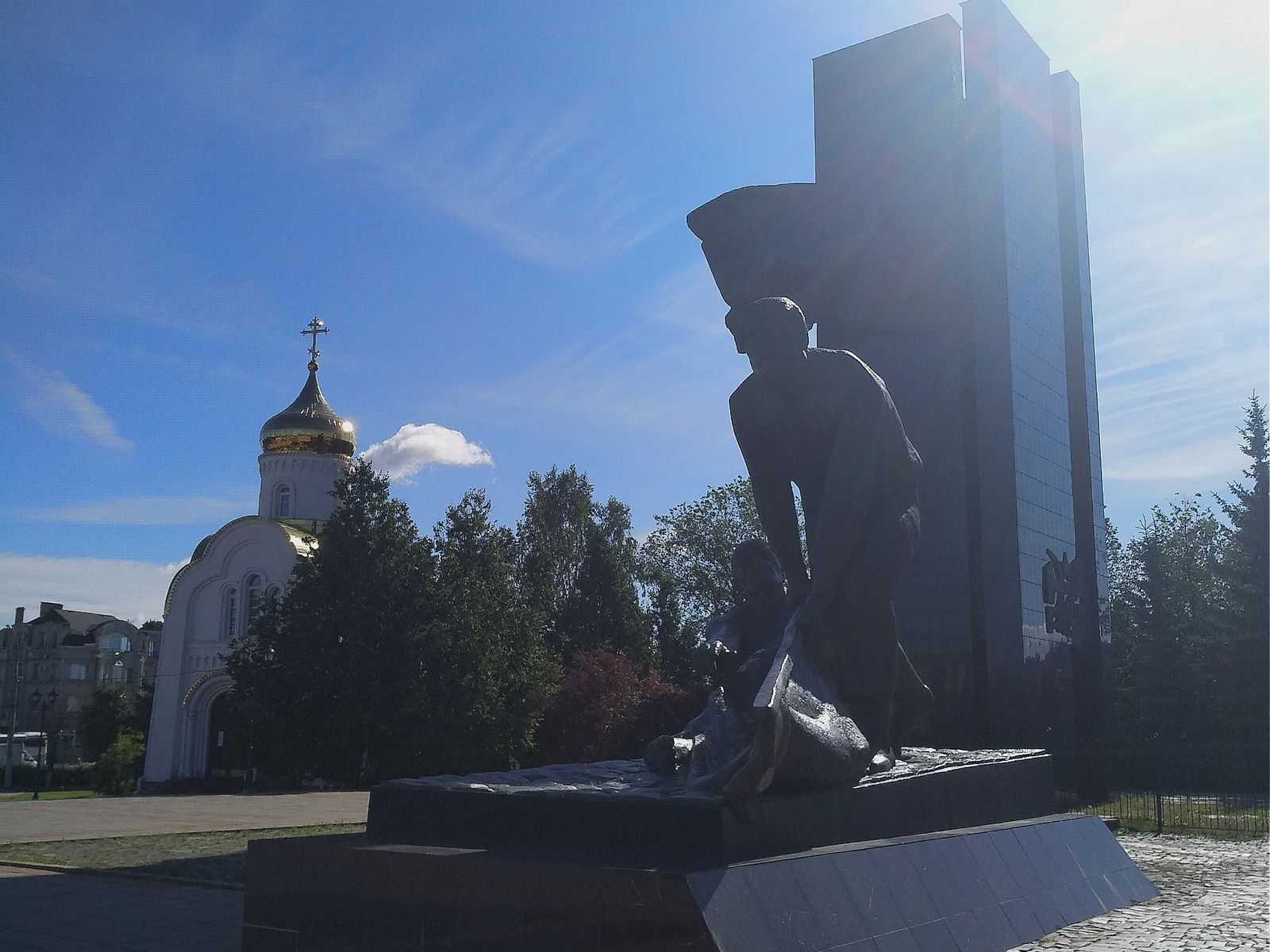 Памятник "Борцам Революции"