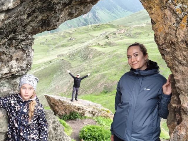 Экскурсия в Верхнюю Балкарию, Язык тролля, замок и Голубое озеро — фото 2