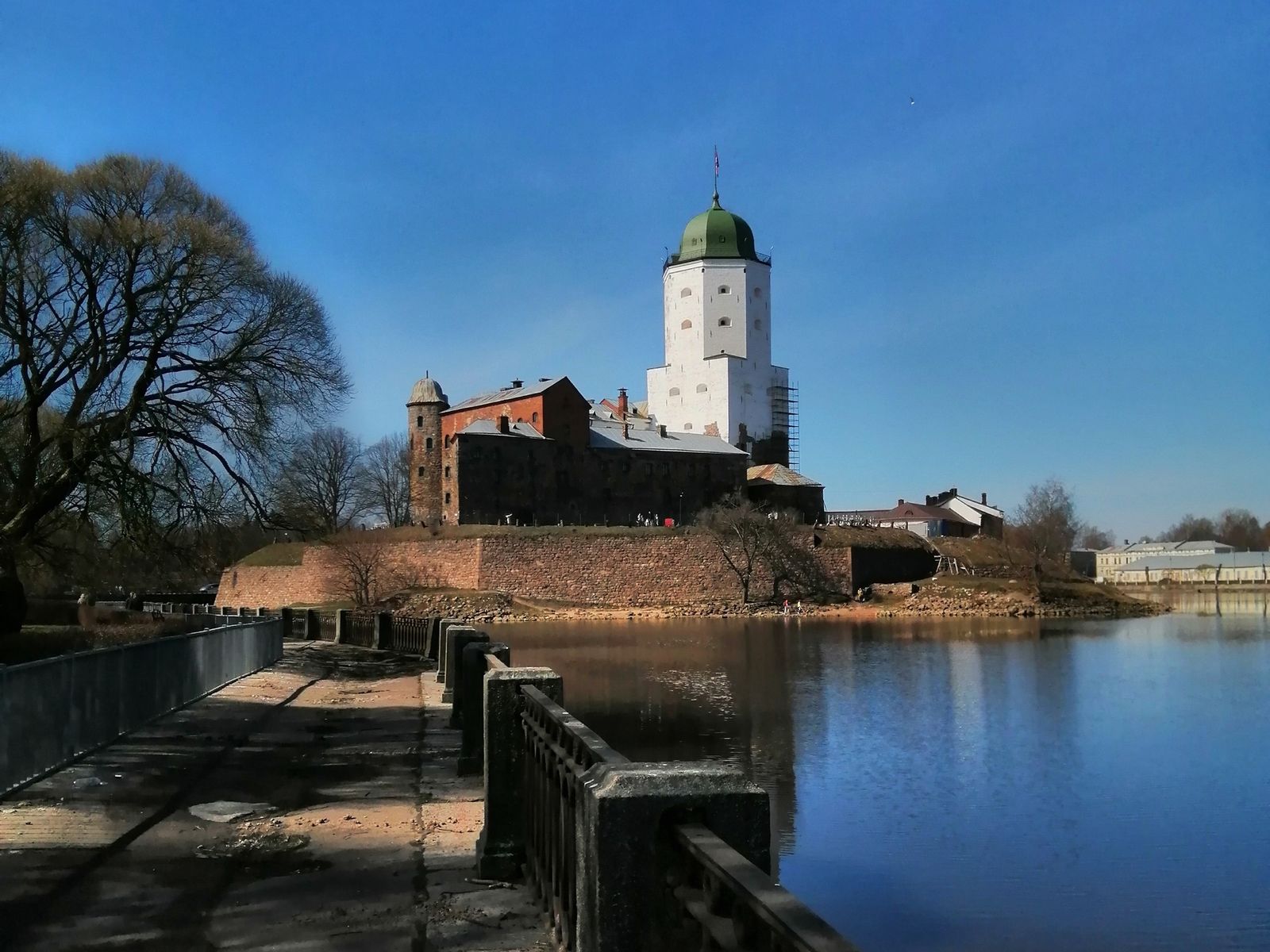 Замковый остров