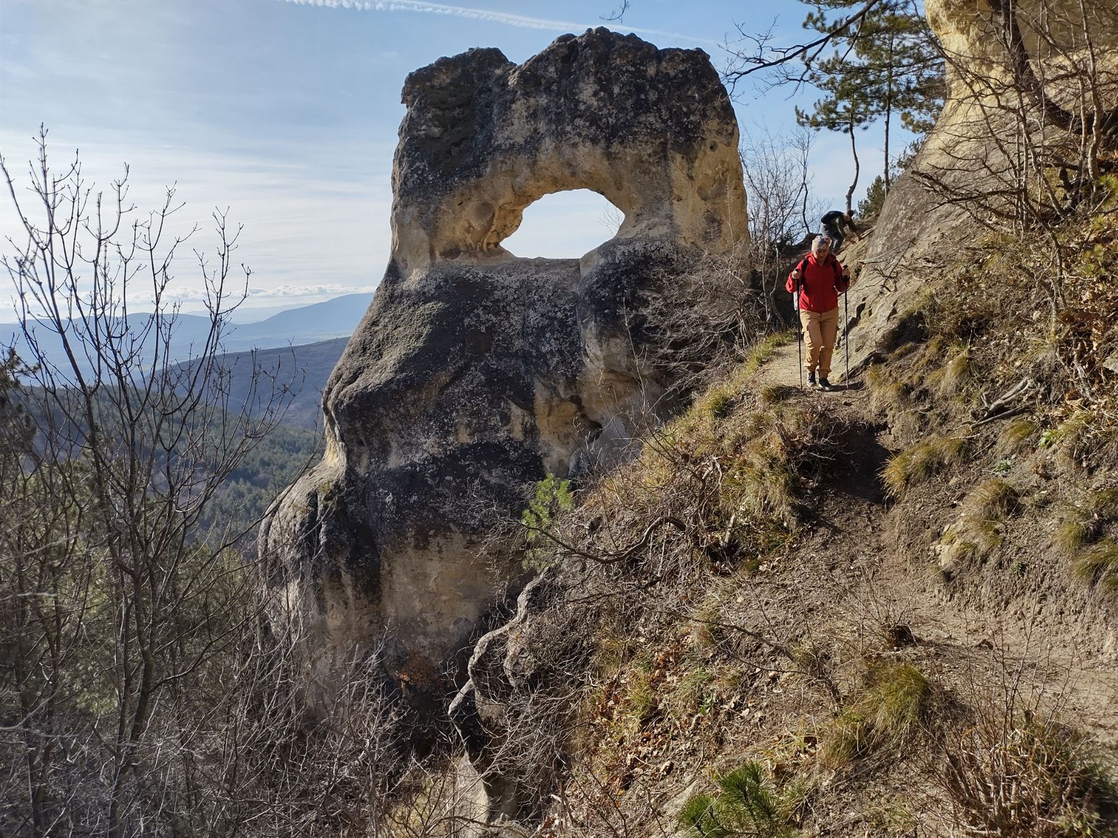 Скальный феномен "Осмарское око"