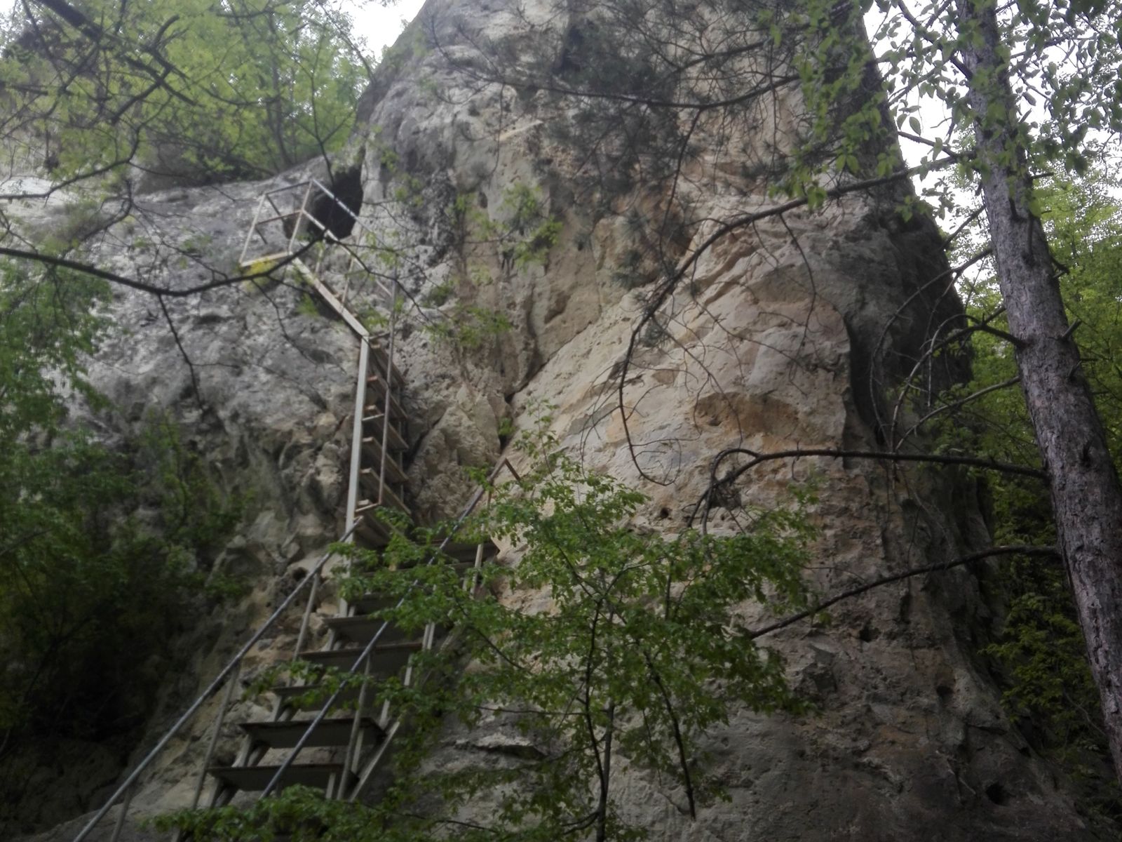 Главная скальная церковь