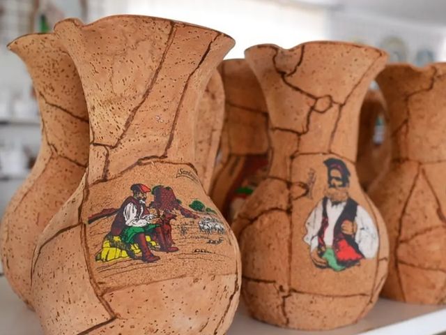 Обзорная экскурсия на Сардинии в города Темпьо-Паузания и Аджус