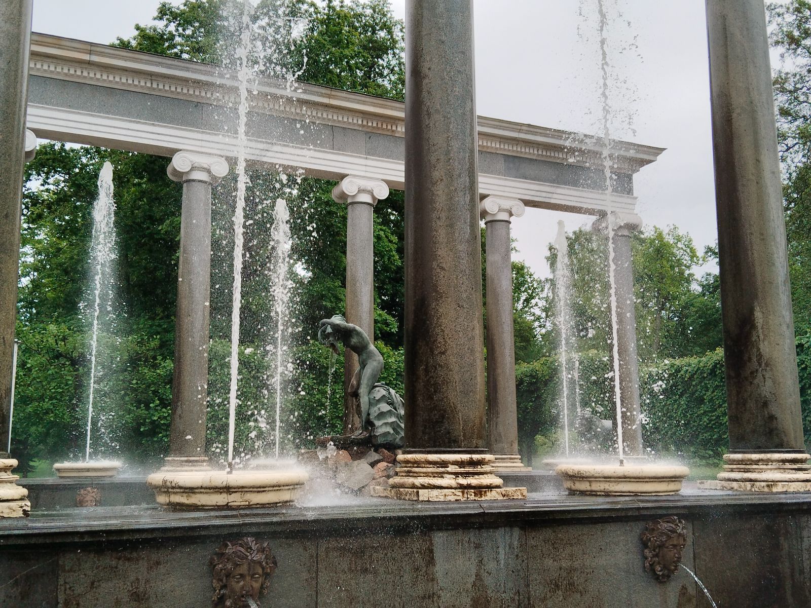 Львиный каскад