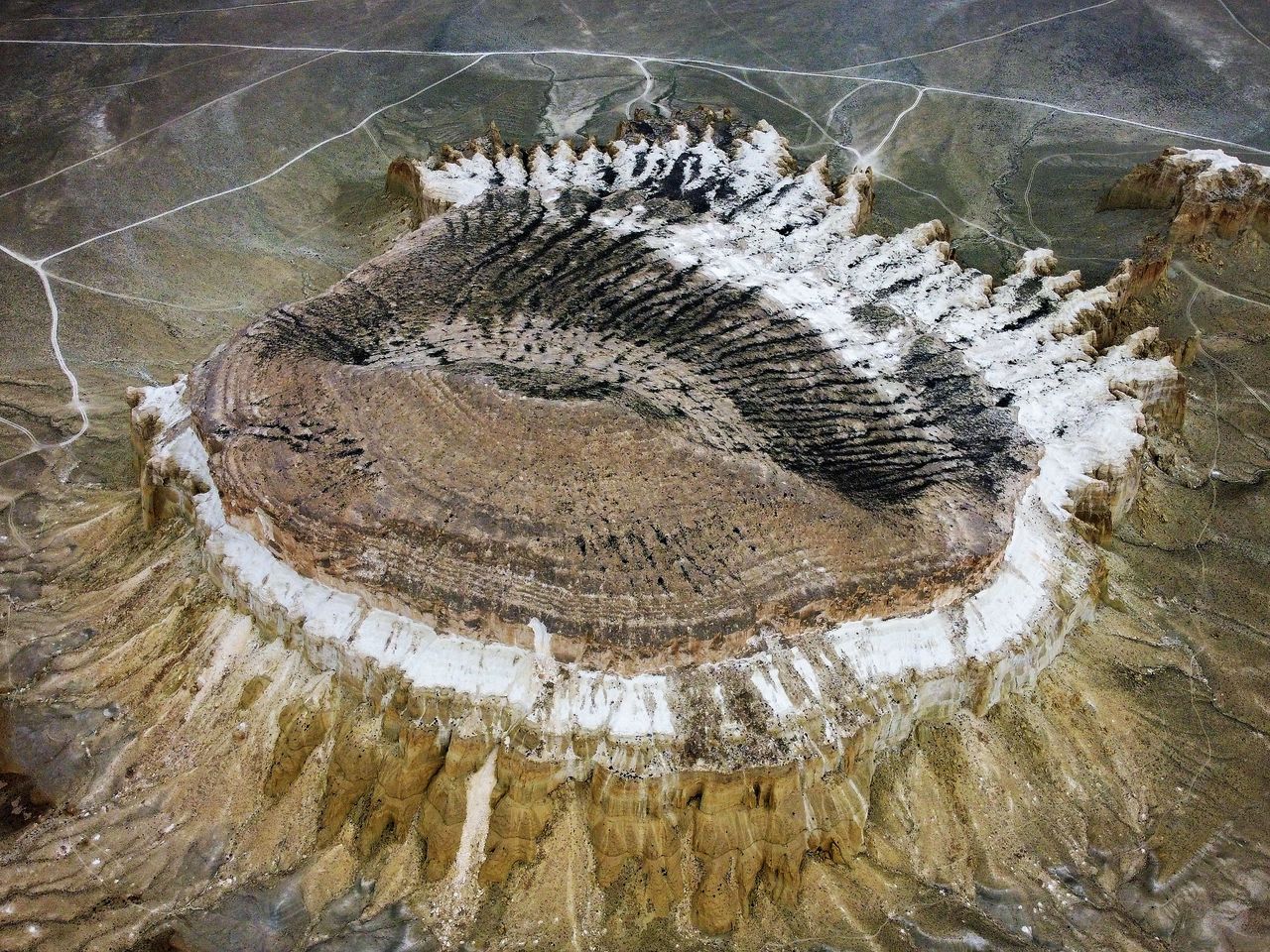 Обзорная экскурсия по Мангистау за 1 день: максимум впечатлений - индивидуальная экскурсия в Актау на машине гида длительностью 11 часов с количеством участников до 4 человек цена экскурсии 31000₽