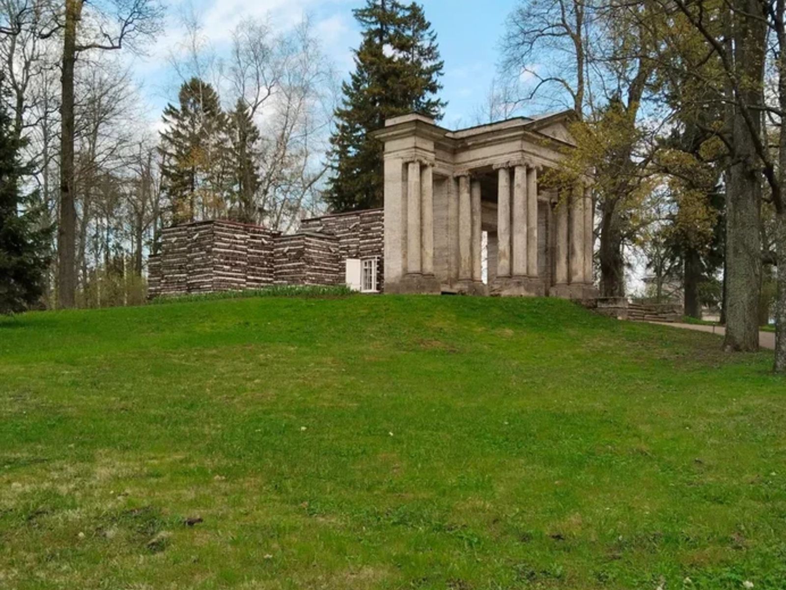 Гатчинский парк