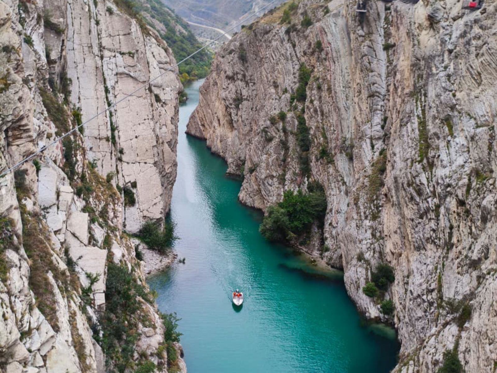 Сулакский каньон. Бирюзовая река