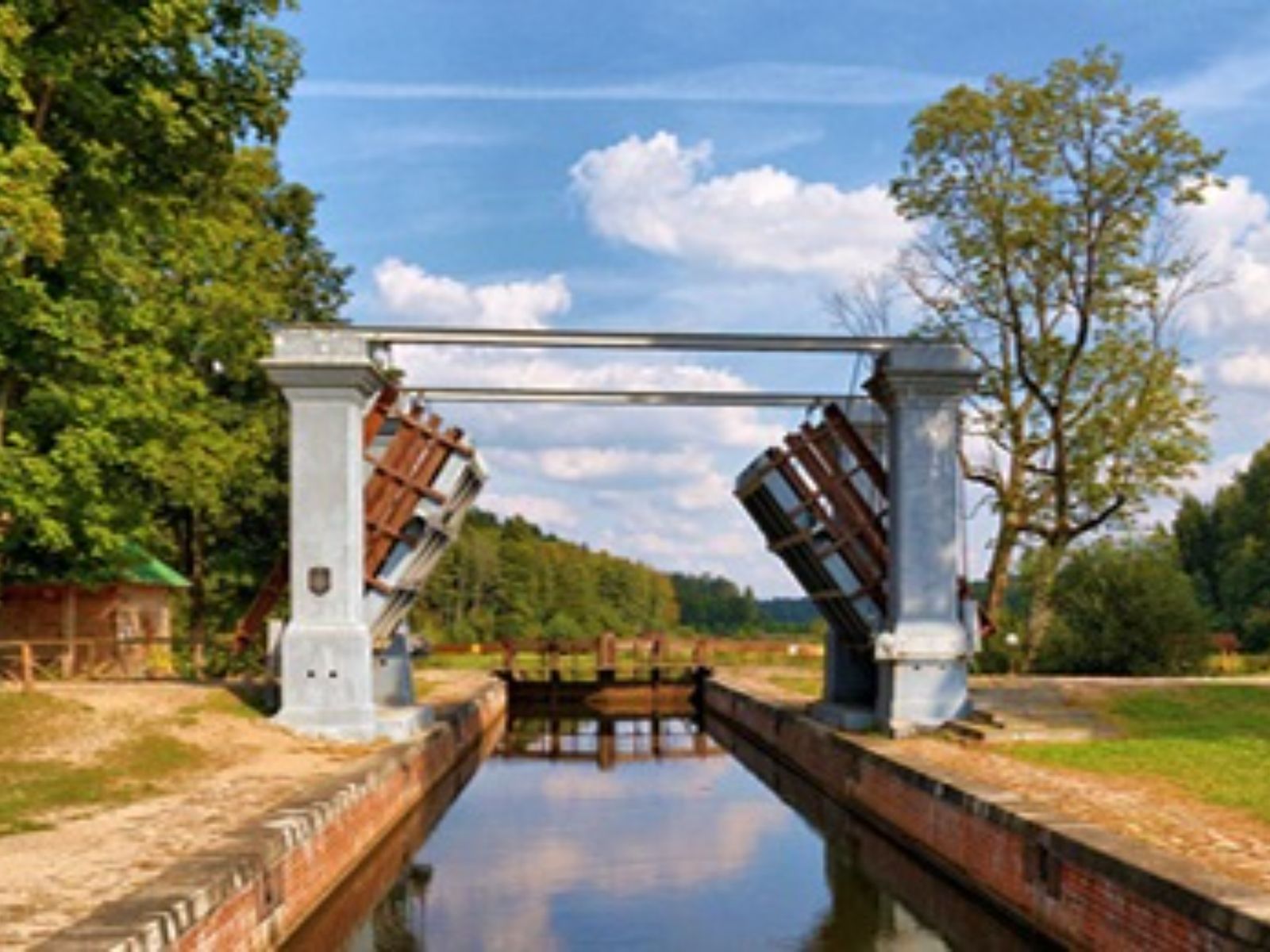 Августовский канал