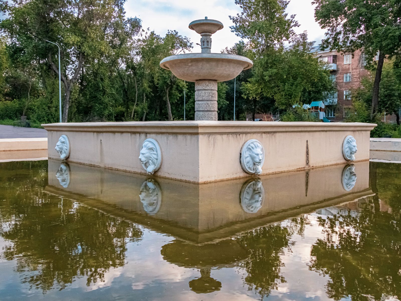 Прогулка по району 30-х