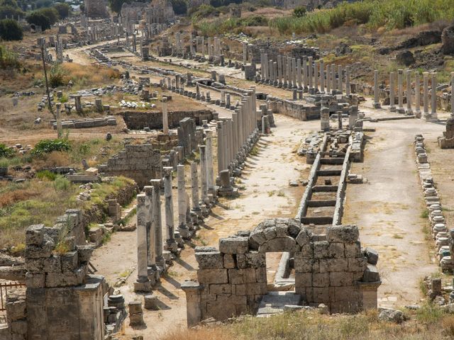Сердце Анталии: обзорная экскурсия от водопадов до древних ворот