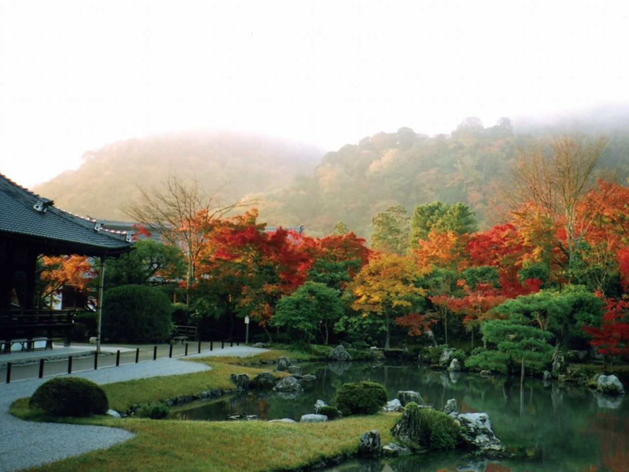 Индивидуальная обзорная экскурсия в Киото по району Арасияма - индивидуальная экскурсия в Киото длительностью 7 часов с количеством участников до 5 человек цена экскурсии 395€