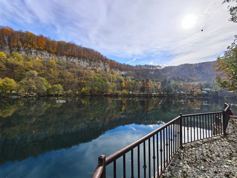 Экскурсия из КМВ в Кабардино-Балкарию: замок, озёра, водопады - индивидуальная экскурсия в Пятигорске на машине гида длительностью 10 часов с количеством участников до 6 человек цена экскурсии 24000₽