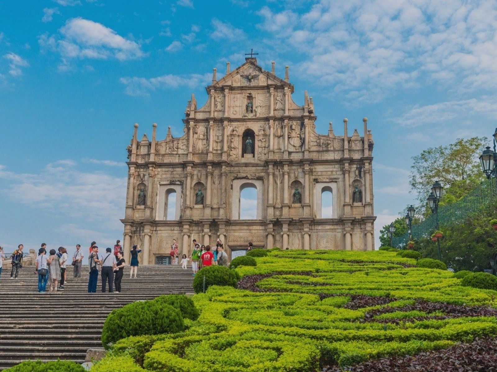 Руины собора Святого Павла