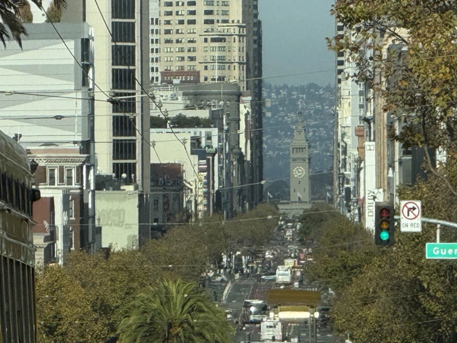 Вид на Ferry Building