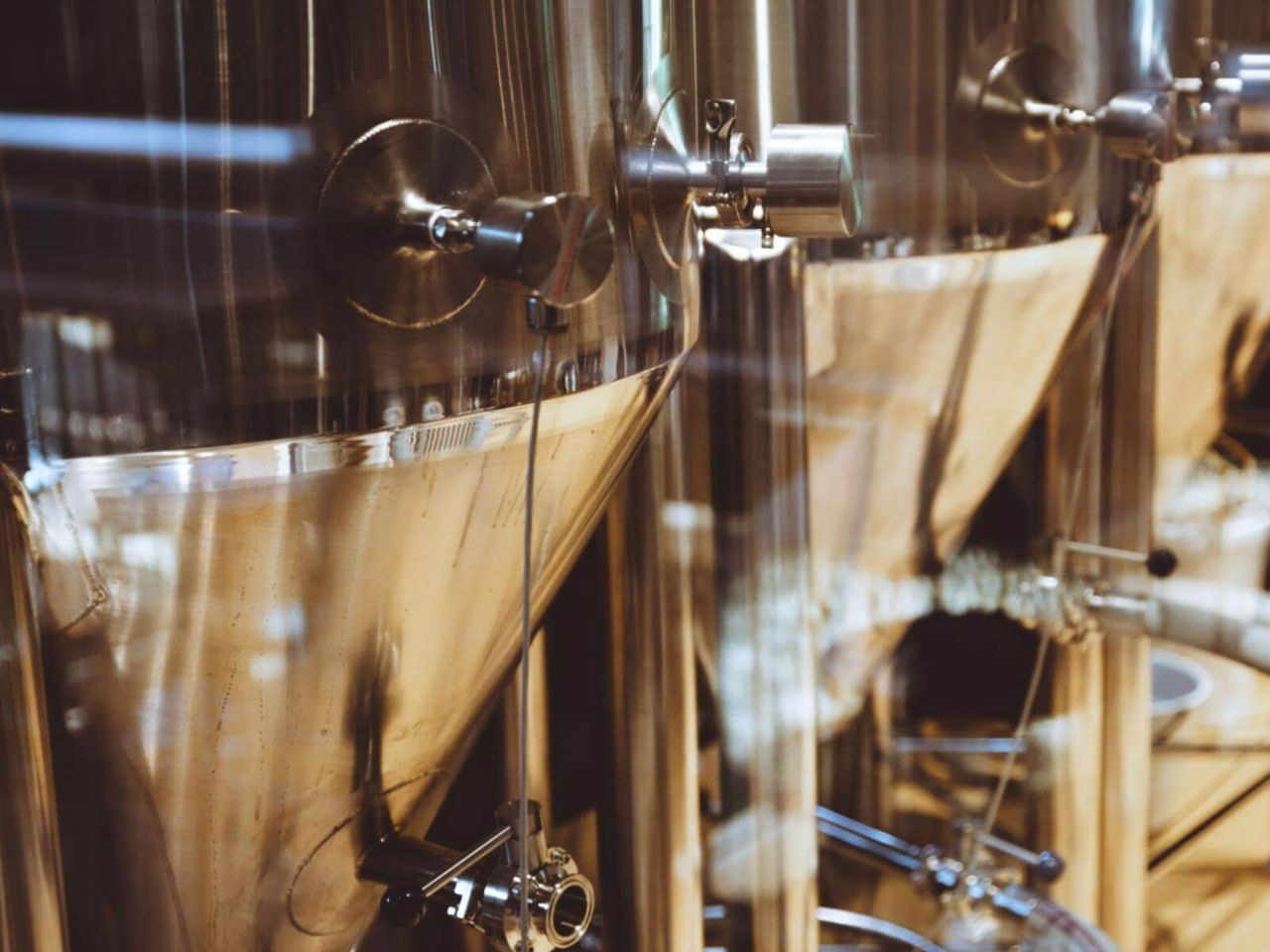 Экскурсия на завод «Балтика» в Ростове-на-Дону с дегустацией - групповая экскурсия в Ростове-на-Дону пешком длительностью 1.5 часа с количеством участников до 20 человек цена экскурсии 1790₽