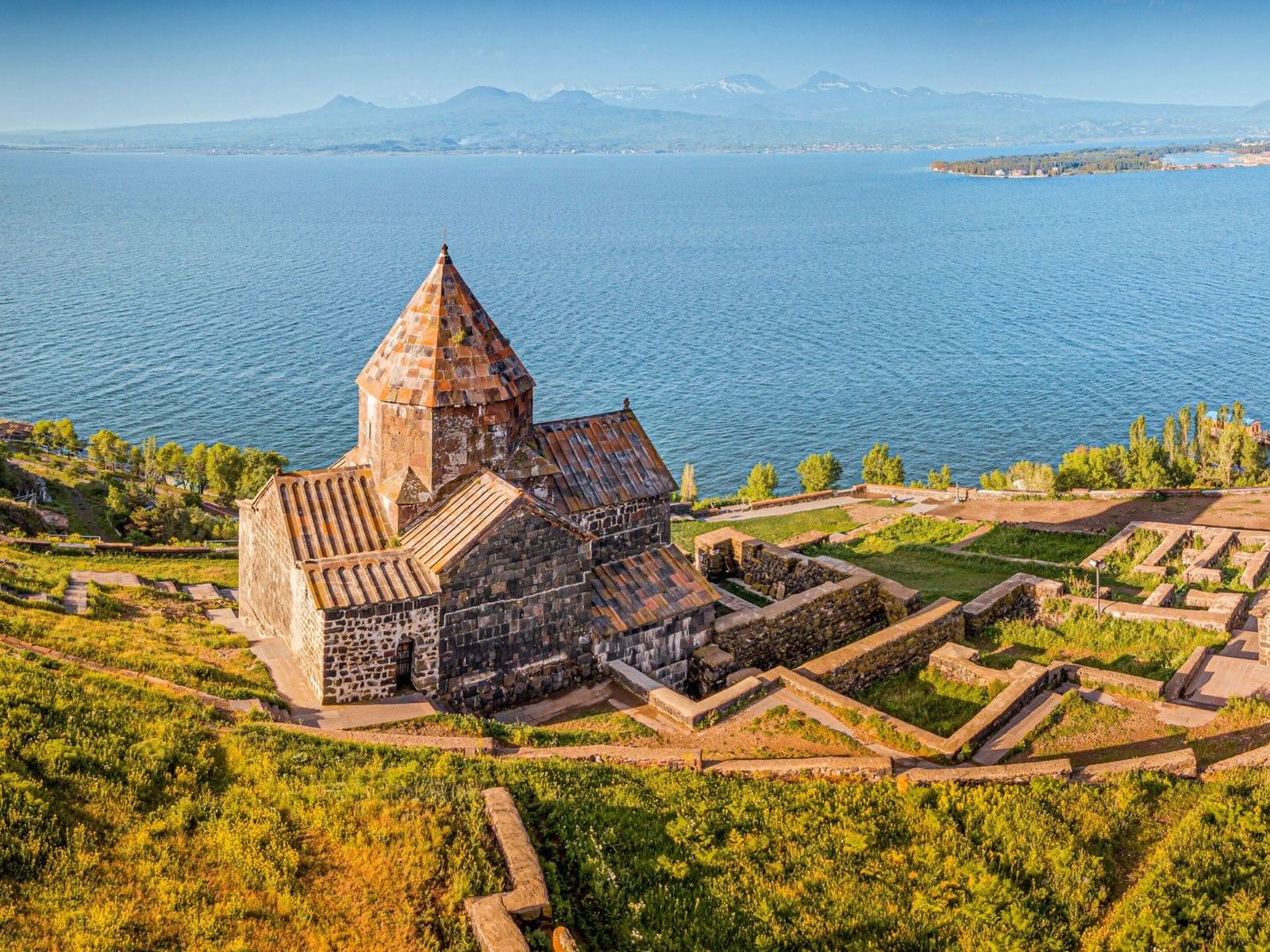 Монастырь Севанаванк