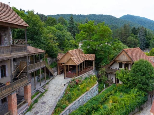 Экскурсия к Севану и в Дилижан: Агарцин, Гошаванк и Севанаванк — фото 2