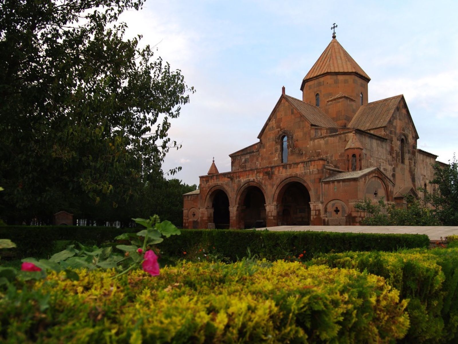 Церковь Св. Гаяне