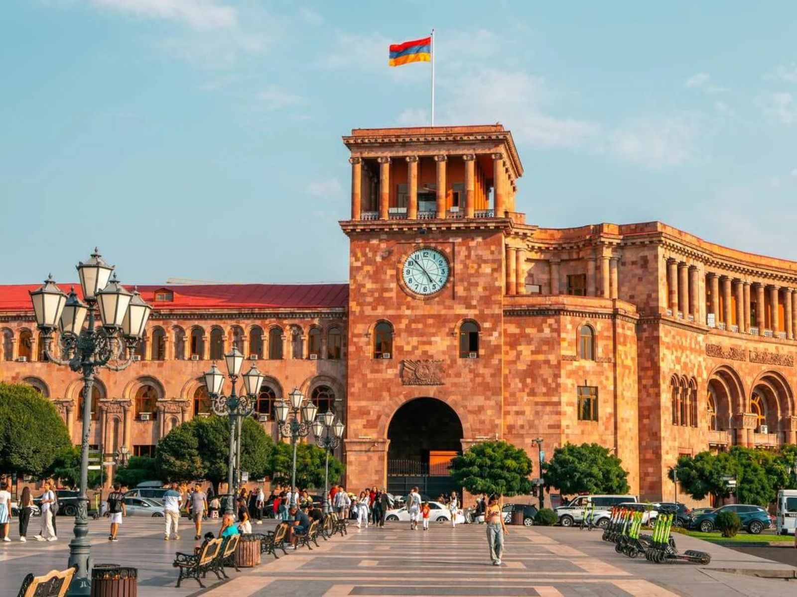 Площадь Республики